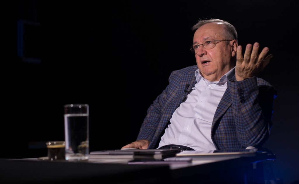 Gândurile lui Cristoiu, astăzi, de la ora 20:00, la Aleph News. PNL, după congres: revoluție sau involuție?