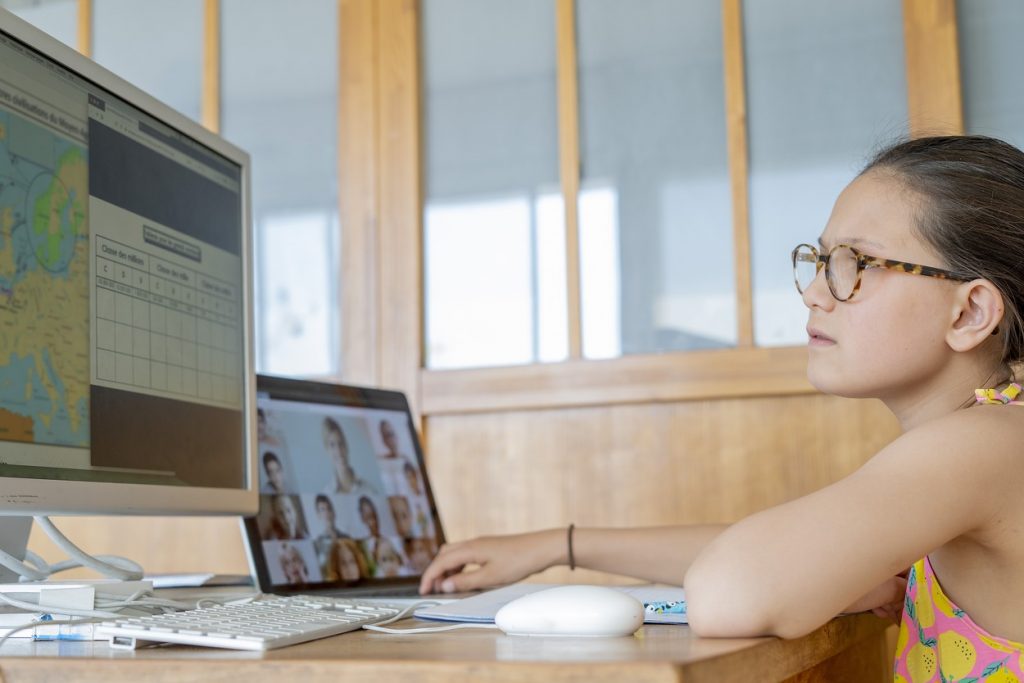 Vlad Voiculescu: Școala se va face online în București după congresul PNL. Orice întârziere, rezultat al neputinței sau a comenzii politice