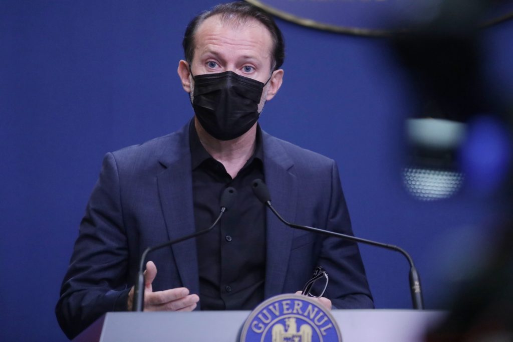 Florin Cîțu a mai găsit un responsabil pentru eșecul campaniei de vaccinare: analfabeții funcțional