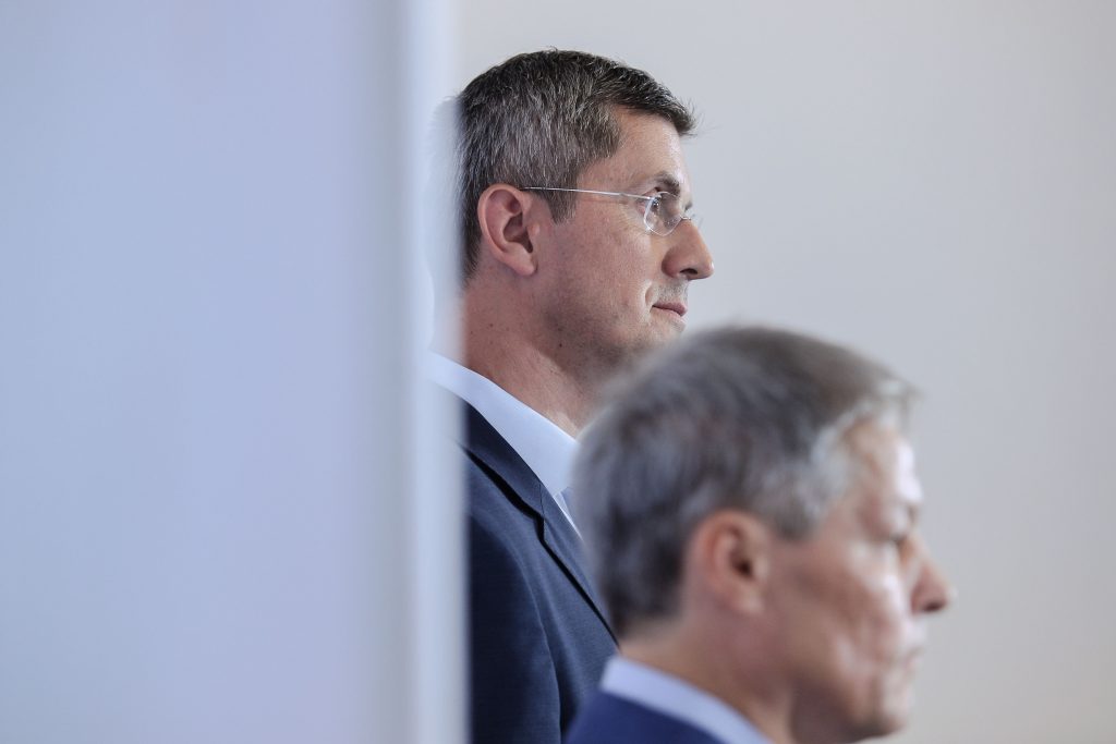 DLAF îi contrazice pe Dan Barna și Dacian Cioloș. Sesizarea pe proiectul pe fonduri europene care a avut ca beneficiară firma lui Dan Barna a fost trimisă la DNA pe 20 mai 2021