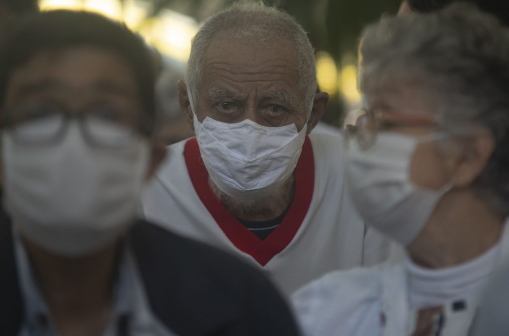 Studiu: Cu cât a scăzut speranța de viață a omenirii din cauza COVID