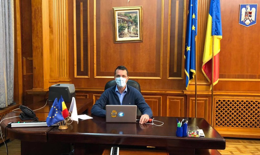 Ionuț Moşteanu: USR PLUS votează orice moţiune ajunge la vot