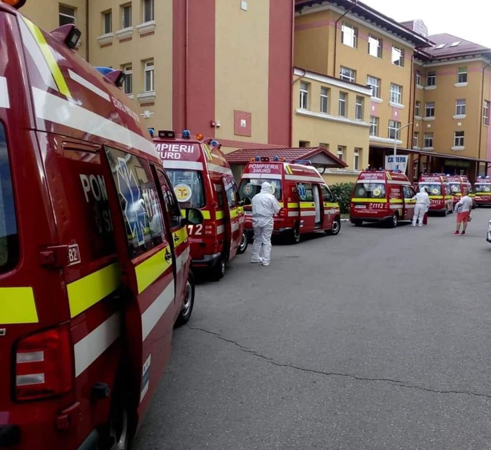 Medic ATI: Pacienţii devin agresivi dacă îi intrebi dacă sunt sau nu vaccinaţi