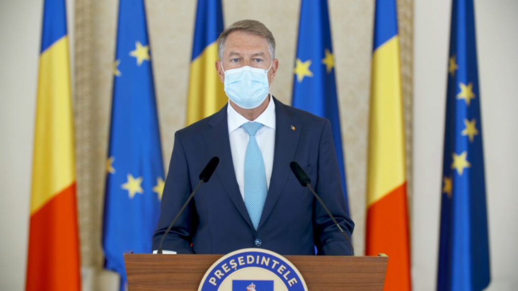 Silviu Predoiu, despre Iohannis: Vă amintiți acel slogan cu „Tace și face!” din 2014? Cam așa a început păcăleala. În realitate, nu face mai nimic