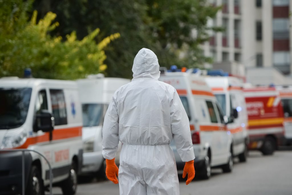 BILANȚUL ZILEI: 10.400 de oameni, diagnosticați cu COVID-19 în 24 de ore. Cifre record de pacienți internați la ATI