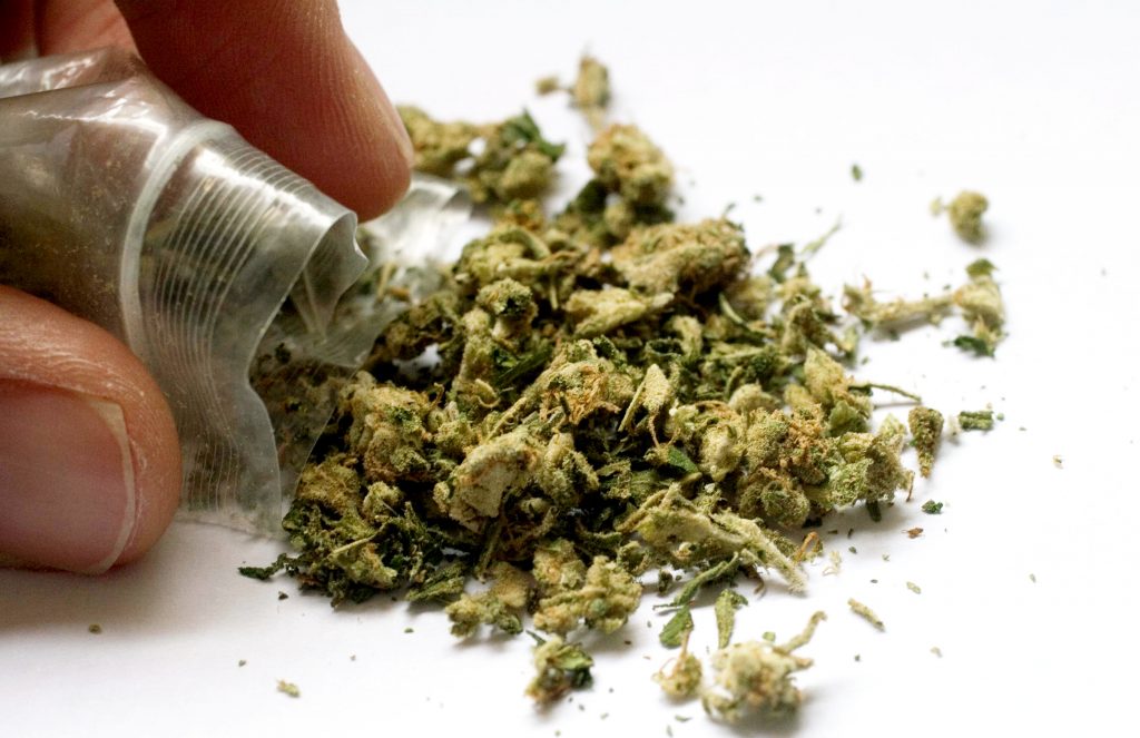 Prima țară din Europa care legalizează cultivarea și consumul de canabis