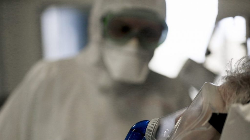 BILANȚUL ZILEI: Nou record de pacienți internați la Terapie Intensivă. Peste 16.300 de oameni, diagnosticați cu COVID în 24 de ore