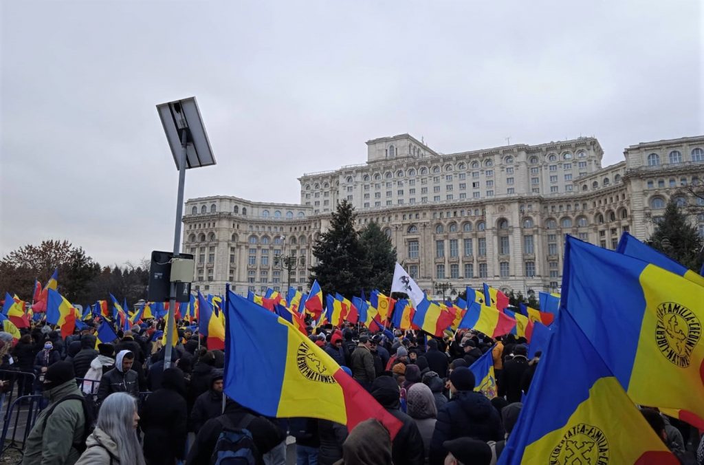 AUR se laudă că certificatul COVID a fost blocat: 1 – 0 pentru români