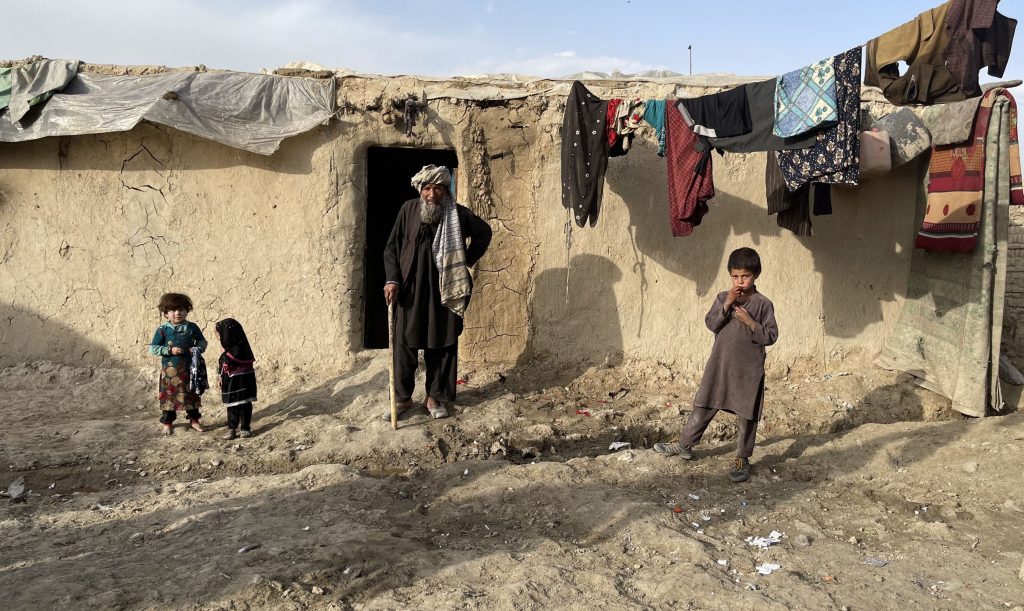 Banca Mondială va transfera 280 de milioane de dolari pentru evitarea foametei din Afganistan