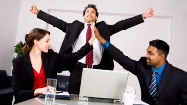 Cum să răspunzi la cea mai incomodă întrebare la interviul de angajare: „Vorbește-mi despre tine”