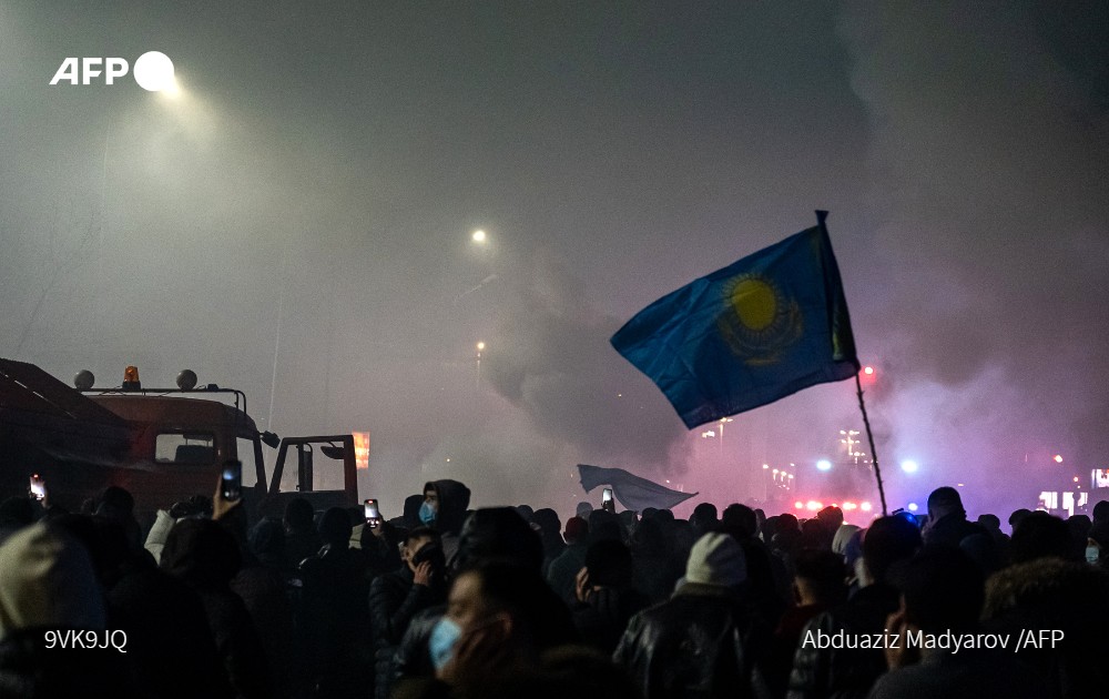 Kazahstanul declară stare de urgență în orașul și provincia afectate de proteste