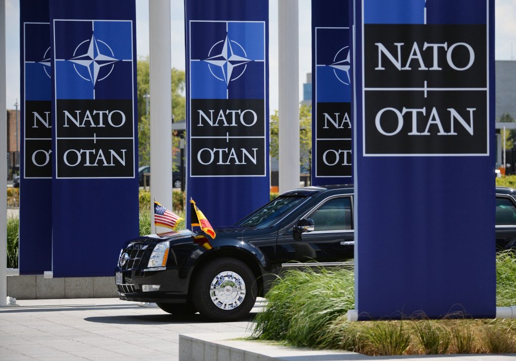 NATO a respins cererea Rusiei de a retrage trupele din Bulgaria și din România