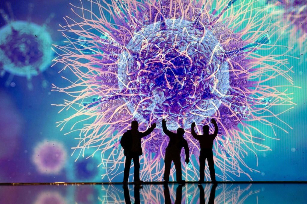 O nouă variantă de coronavirus, investigată în Franța