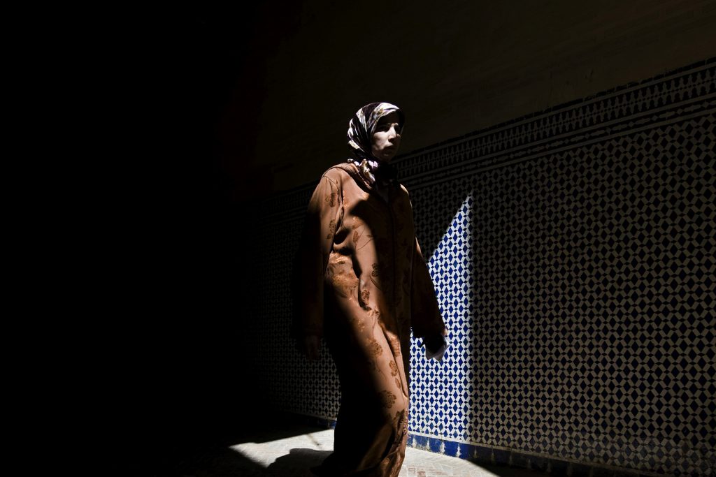 O femeie, pedepsită cu 100  lovituri de bici pentru adulter. Bărbatul implicat a negat acuzațiile