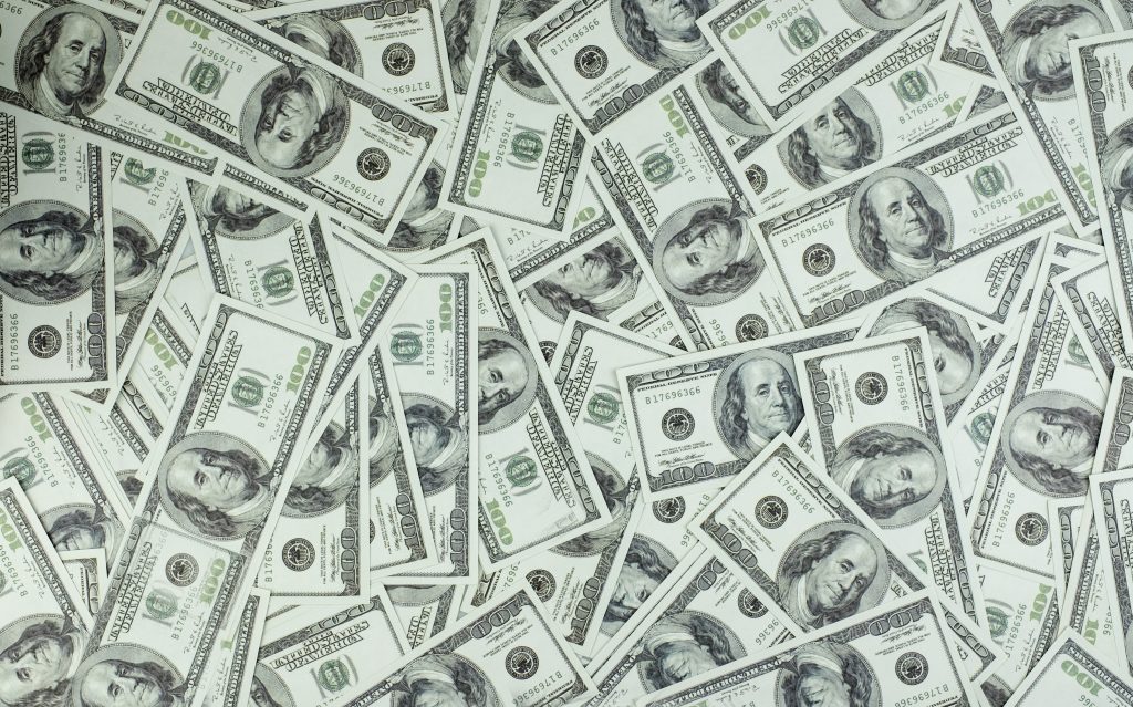 Vânzările cu amănuntul în SUA se prăbușesc din cauza Omicron