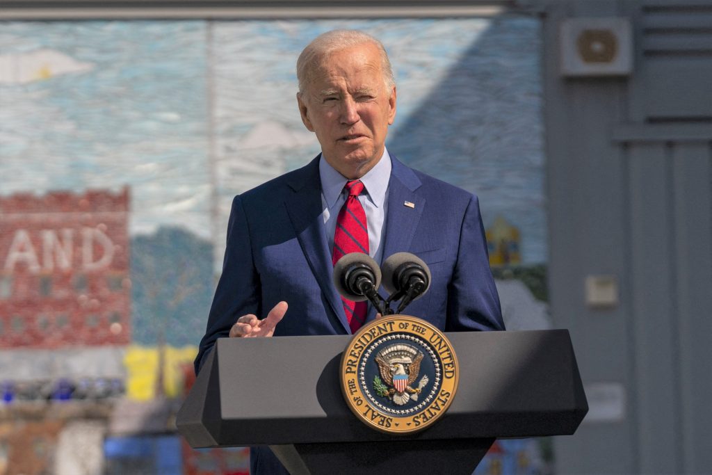 Popularitatea lui Joseph Biden, printre cetățenii americani, e în declin