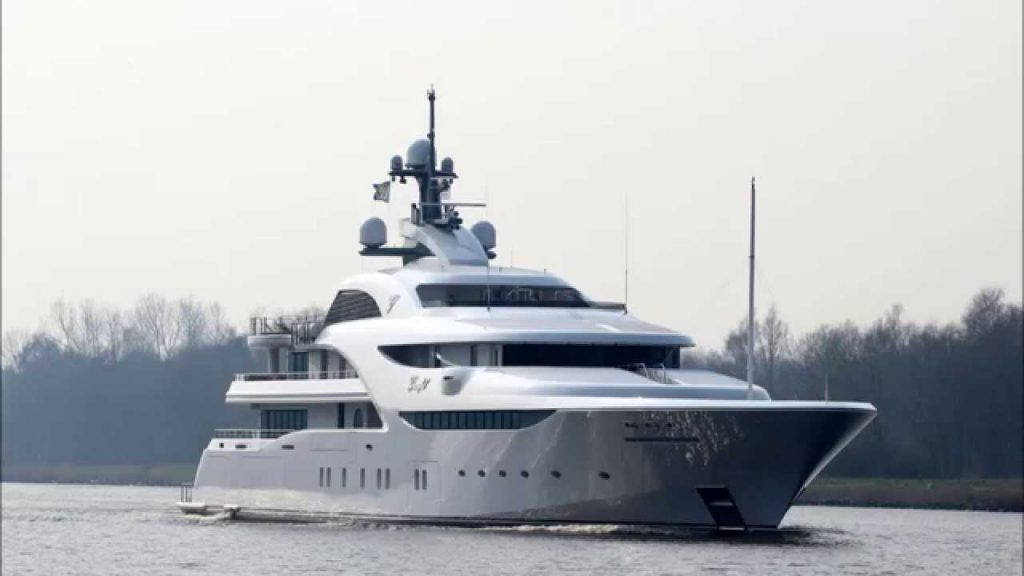 Miliardarii ruşi îşi mută superiahturile în Maldive, pe măsură ce sancţiunile se înăspresc