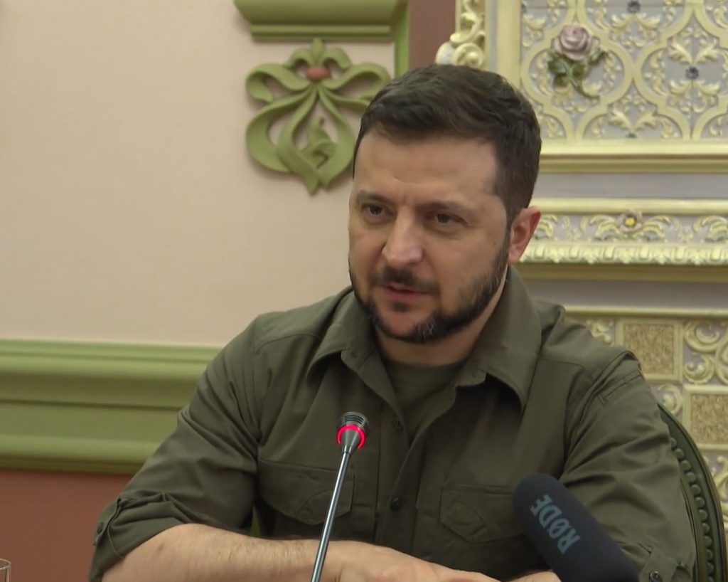 Preşedintele Parlamentului german soseşte la Kiev