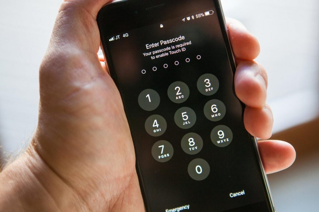 Protecție împotriva spyware: Apple va lansa un nou mod „Lockdown” pentru iPhone