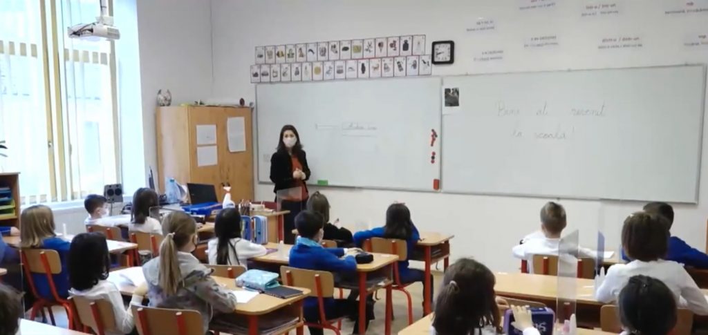 Directorii din școli ar putea fi demiși dacă nu oferă calitate