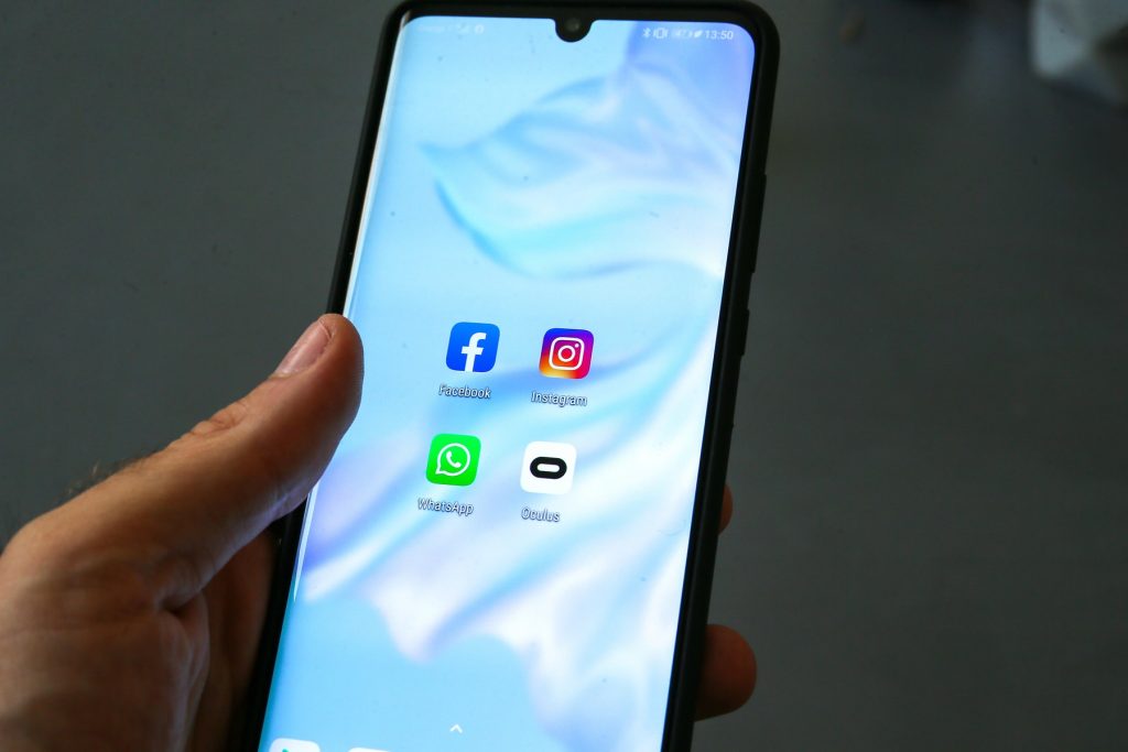 Ai un smartphone Android? De ce nu trebuie să îl încarci niciodată până la 100%