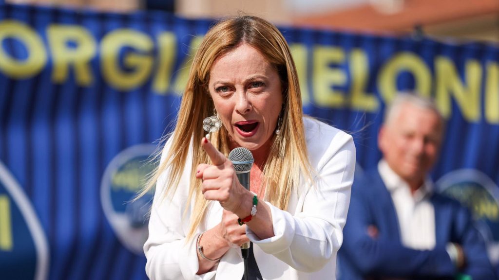Cu un val de popularitate în sondaje, Meloni ar putea deveni prima femeie prim-ministru al Italiei și primul lider de extremă-dreapta de după cel de-al Doilea Război Mondial