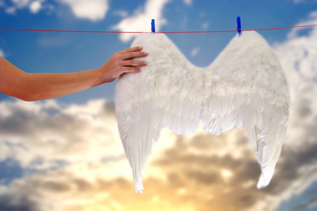 Mărturiile cutremurătoare a două femei: „Am murit și am văzut viața de Apoi. Este foarte frumoasă, cu o grădină eterică și oameni antici”