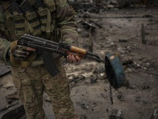 Poliția britanică se teme că armele din războiul sângeros din Ucraina ar putea ajunge la teroriștii din Marea Britanie