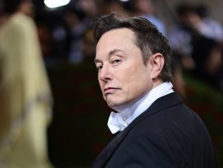 Elon Musk plănuiește să reducă 75% din forța de muncă de la Twitter