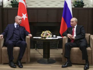 Erdogan și Putin au discutat despre îmbunătățirea legăturilor și încheierea războiului în cadrul unei convorbiri telefonice
