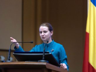 Ministerul Educaţiei: Bursele școlare pentru elevi întârzie, deși banii au fost transferați