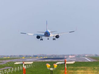 ANPC a sancţionat Blue Air cu peste 10 milioane de lei pentru cursele anulate din 15 iunie, până în prezent