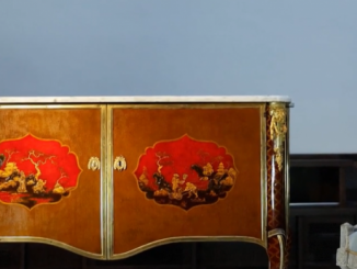 Mobila deținută de Maria Antoaneta înainte de Revoluția Franceză va fi scoasă la licitație în Paris