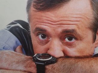 Ion Cristoiu: Mareşalul Antonescu interzice în public coafurile extravagante la femei şi cămaşa descheiată la gît la bărbaţi