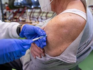 UE a aprobat: Primul vaccin anti-COVID produs de Sanofi
