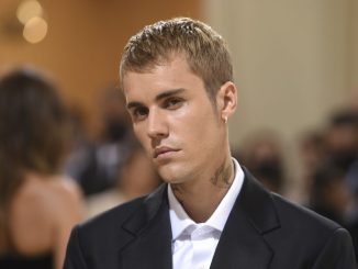Justin Bieber critică brandul H&M, după ce acesta a creat produse folosind imaginea cântărețului „fără permisiunea sa”