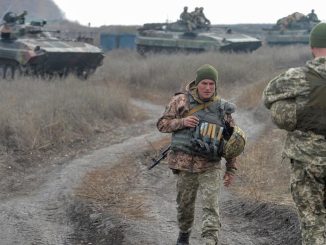 Forțele rusești încearcă ofensive pe două fronturi în Donbas