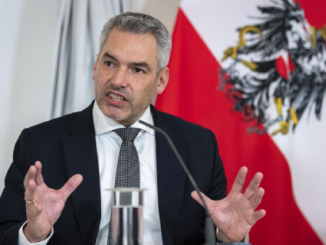 Cine este Karl Nehammer, cancelarul austriac care se opune vehement aderării României la Schengen