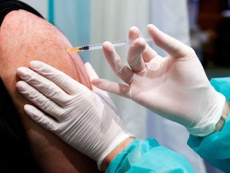 STUDIU. Vaccinurile anti-COVID-19: Cât de eficiente sunt împotriva formelor severe?