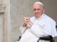 Papa Francisc este internat în spital pentru investigații. De ce afecțiuni suferă