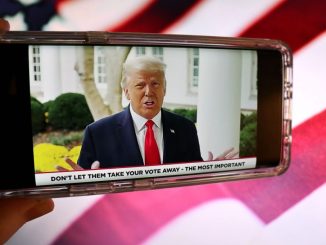 Trump revine pe YouTube. Platforma i-a eliminat restricția fostului președinte al SUA