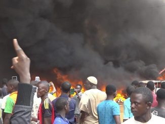 Calm relativ în Niger. Franța începe evacuarea cetățenilor europeni