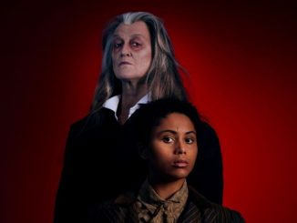 Teatrul Național din Scoția a lansat un nou spectacol intitulat „Dracula”. Personajele sunt interpretate doar de femei și persoane non-binare