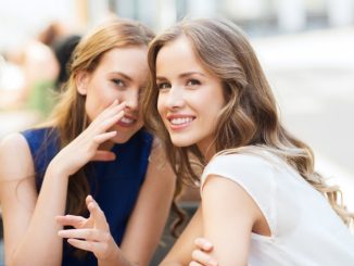 Care sunt motivele pentru care femeile bârfesc? Sportul ajută la stima de sine