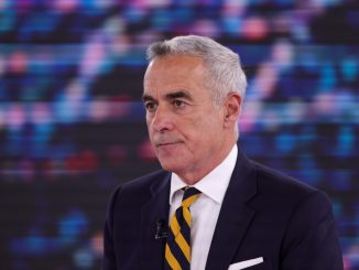 Alegerile prezidenţiale au fost contestate la CCR. Se cere anularea primului tur