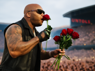 Spectacol Exploziv cu Trandafiri de la Flo Rida la UNTOLD: Fanii, Invitați pe Scenă